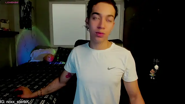 Noxx starkK online show from March 6, 6:25 pm