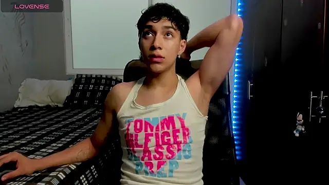 Snapshot of Noxx_starkK chatting on December 5, 5:33 pm Noxx starkK online show from December 5, 5:33 pm