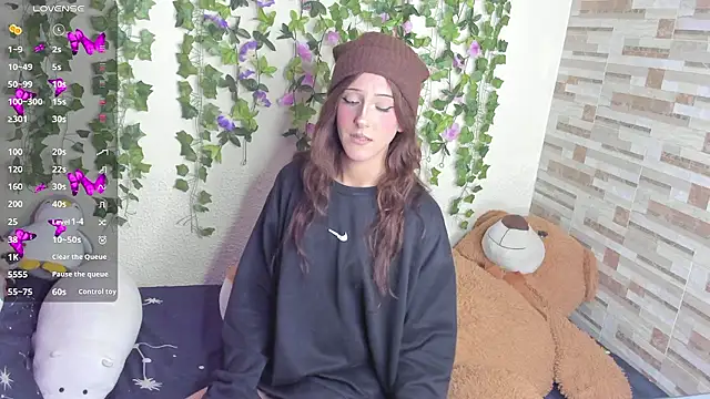 Snapshot of Amy_Moonlight chatting on January 10, 11:11 pm Amy Moonlight online show from January 10, 11:11 pm