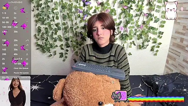 Snapshot of Amy_Moonlight chatting on October 16, 10:29 pm Amy Moonlight online show from October 16, 10:29 pm