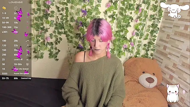 Snapshot of Amy_Moonlight chatting on July 6, 10:56 pm Amy Moonlight online show from July 6, 10:56 pm