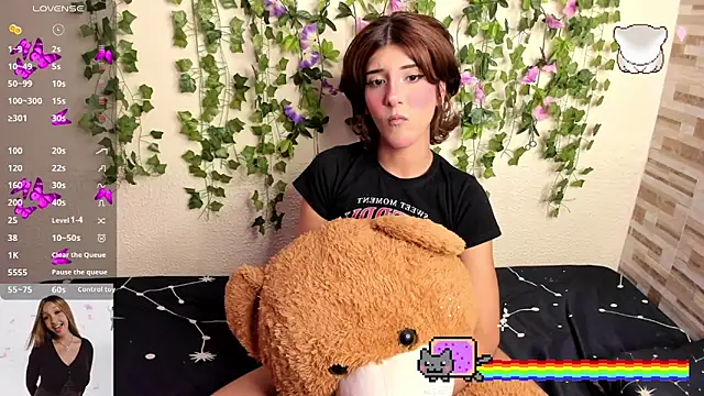 Snapshot of Amy_Moonlight chatting on November 6, 10:14 pm Amy Moonlight online show from November 6, 10:14 pm