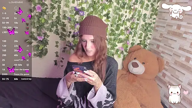 Amy Moonlight online show from April 27, 9:02 pm
