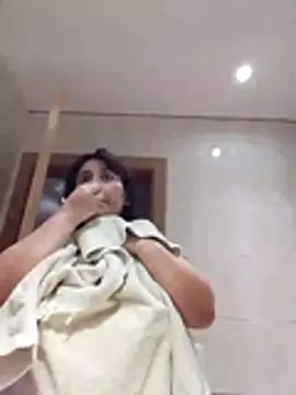 Snapshot of tutermitoa chatting on October 21, 11:15 pm tutermitoa online show from October 21, 11:15 pm