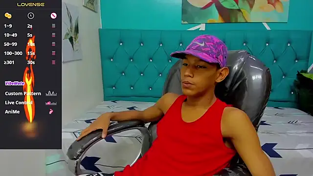 Snapshot of Rory_castro chatting on November 4, 10:35 pm Rory castro online show from November 4, 10:35 pm