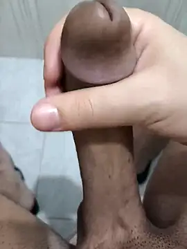 Snapshot of Napolitano22cm chatting on December 3, 3:40 am Napolitano22cm online show from December 3, 3:40 am