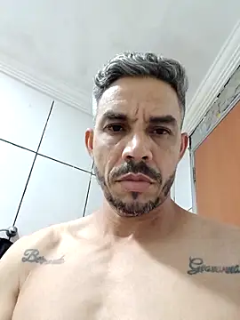 Snapshot of QfabO123 chatting on October 30, 7:22 pm QfabO123 online show from October 30, 7:22 pm