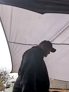 Wir2002Paar online show from February 22, 2:08 pm