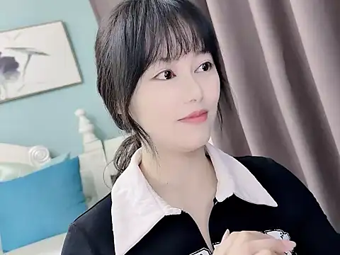 Snapshot of sarah111 chatting on November 1, 2:40 am sarah111 online show from November 1, 2:40 am