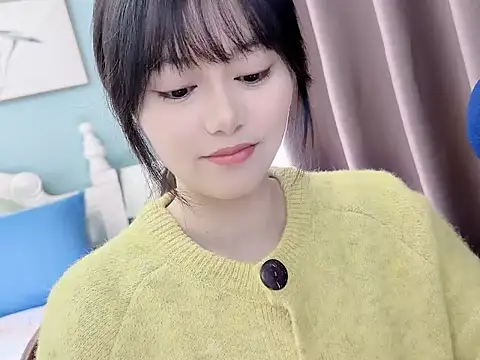 Snapshot of sarah111 chatting on November 26, 3:50 am sarah111 online show from November 26, 3:50 am