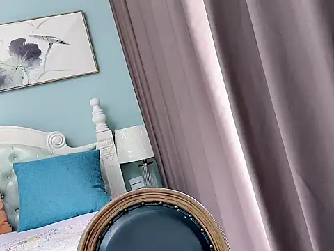 Snapshot of sarah111 chatting on December 3, 3:29 am sarah111 online show from December 3, 3:29 am