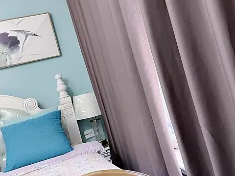 Snapshot of sarah111 chatting on December 4, 3:16 am sarah111 online show from December 4, 3:16 am