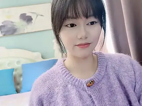 Snapshot of sarah111 chatting on November 29, 3:28 am sarah111 online show from November 29, 3:28 am