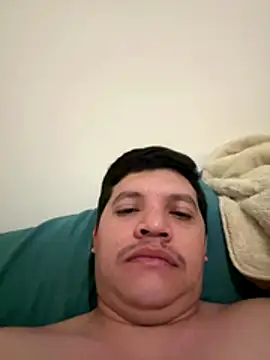 Snapshot of michael877675 chatting on December 16, 11:58 am michael877675 online show from December 16, 11:58 am