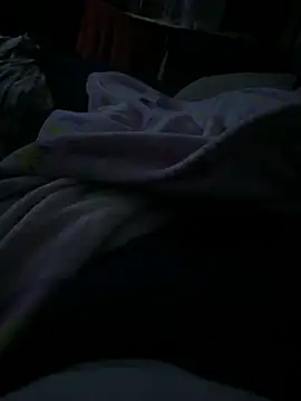 Snapshot of michael877675 chatting on January 12, 7:37 am michael877675 online show from January 12, 7:37 am