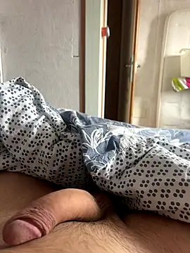 Snapshot of carapace31 chatting on November 27, 9:54 am carapace31 online show from November 27, 9:54 am