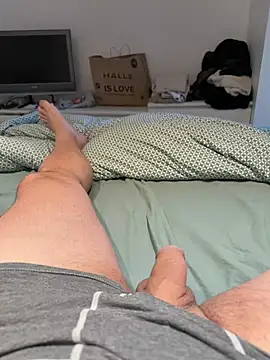 Snapshot of carapace31 chatting on January 17, 12:42 pm carapace31 online show from January 17, 12:42 pm