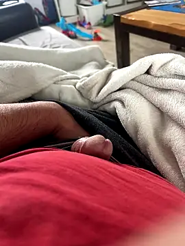 Snapshot of carapace31 chatting on November 23, 9:52 am carapace31 online show from November 23, 9:52 am