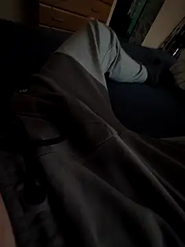 G-boy40 online show from November 11, 1:50 pm