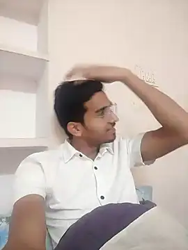 Snapshot of Sweetfucker_ chatting on November 10, 7:46 am Sweetfucker online show from November 10, 7:46 am