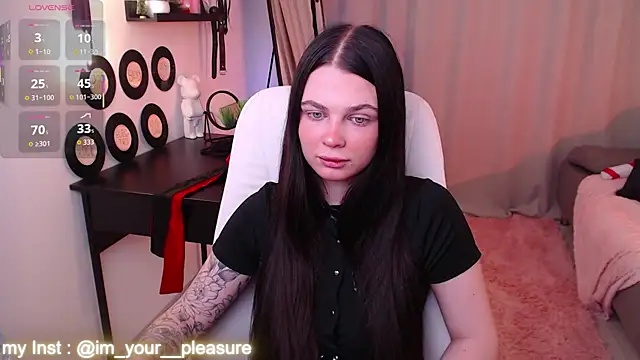 Michela Fruet online show from December 19, 1:09 am