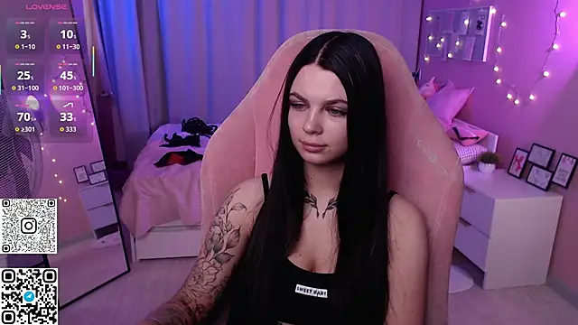 Snapshot of Michela_Fruet chatting on May 3, 1:11 am Michela Fruet online show from May 3, 1:11 am