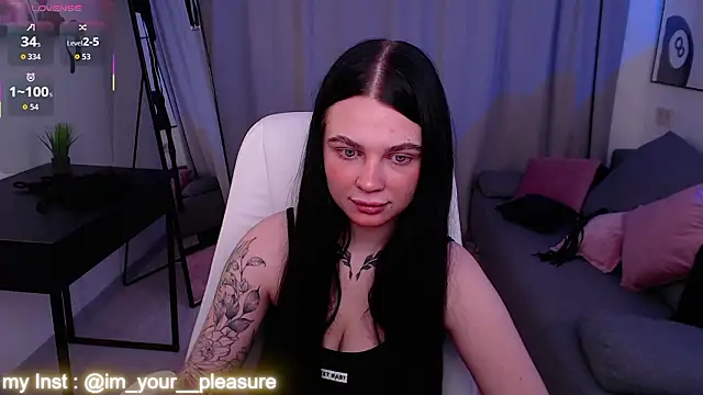 Michela Fruet online show from February 17, 1:03 am