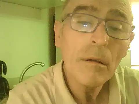 isogok22 online show from May 31, 5:19 pm