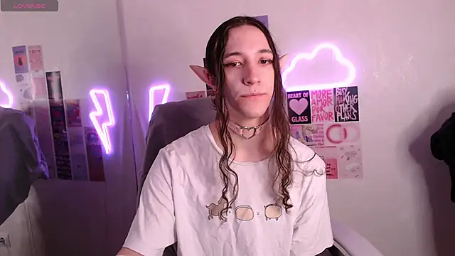 SilverMuse online show from February 12, 9:14 pm