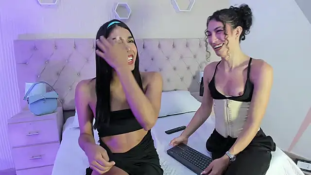 AmbarFoxx  online show from September 11, 5:40 am