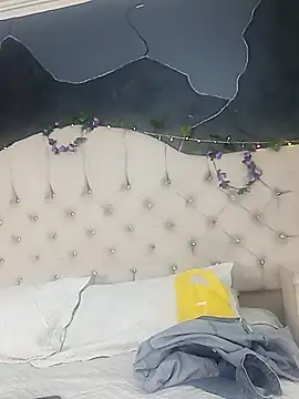 AmbarFoxx  online show from April 2, 1:46 am