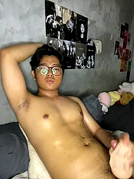 Snapshot of Freshzchouxx chatting on October 29, 4:55 am Freshzchouxx online show from October 29, 4:55 am