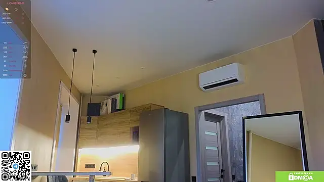 miss bubbles  online show from March 25, 12:22 am