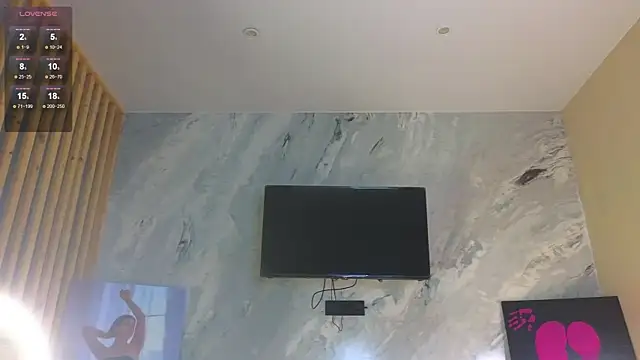miss bubbles  online show from October 9, 12:44 am