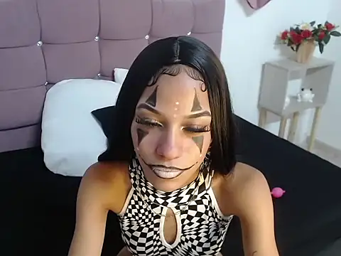 KittyLove s online show from September 21, 9:20 pm