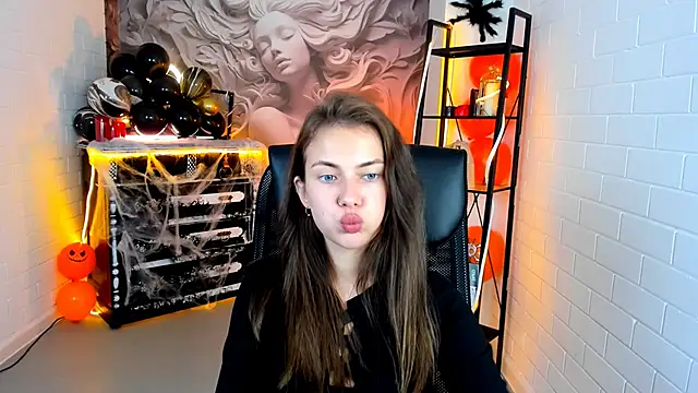 Snapshot of SeaJorji chatting on October 19, 9:12 am SeaJorji online show from October 19, 9:12 am