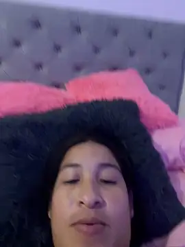 jesica wilson online show from April 18, 1:08 am