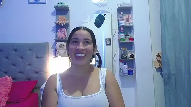 jesica wilson online show from August 4, 1:32 am
