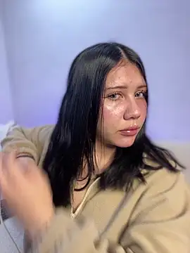 snow doll online show from February 7, 8:06 pm