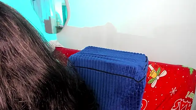 snow doll online show from December 16, 10:25 pm