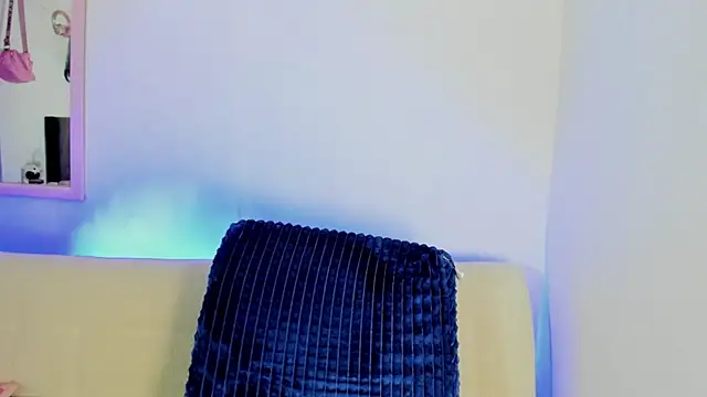 snow doll online show from November 5, 10:24 pm