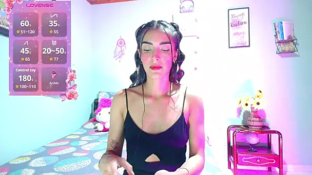 angelic coral online show from November 15, 11:20 pm