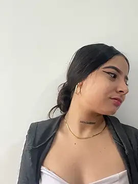 AlliceWinter online show from October 27, 1:23 pm