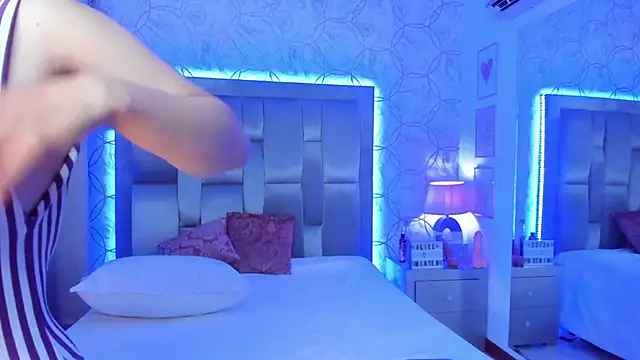 AlliceWinter online show from November 6, 11:58 am