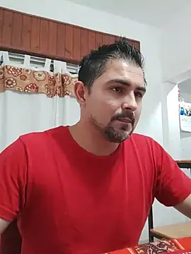 Bradd 32 online show from May 22, 2:42 am