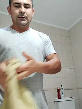 Bradd 32 online show from March 4, 11:18 am