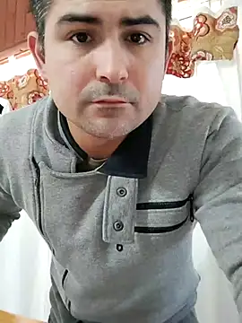 Bradd 32 online show from March 25, 11:20 am