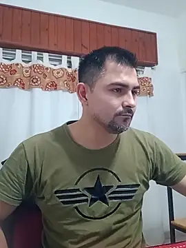 Bradd 32 online show from June 4, 11:37 am