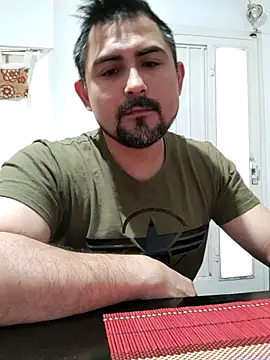 Snapshot of Bradd_32 chatting on September 29, 11:16 am Bradd 32 online show from September 29, 11:16 am