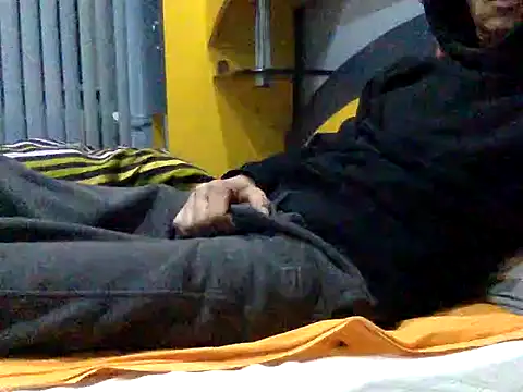 adiluci1 online show from December 14, 3:46 am